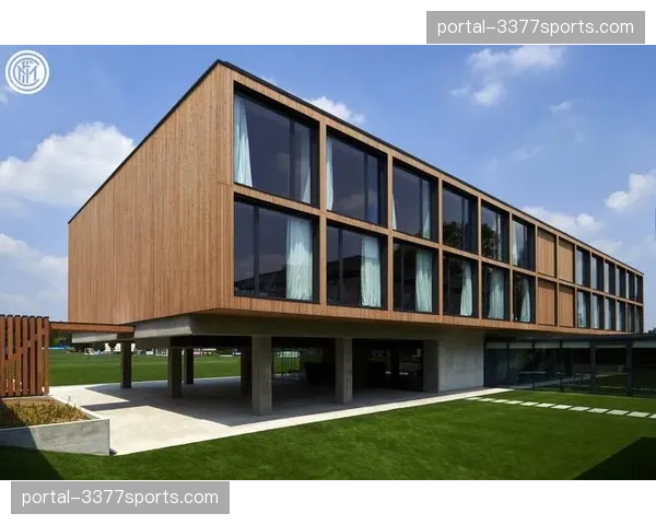 尼斯俱乐部新训练基地落成,内设专属媒体中心服务持权转播商 尼斯俱乐部新训练基地落成,内设专属媒体中心服务持权转播商