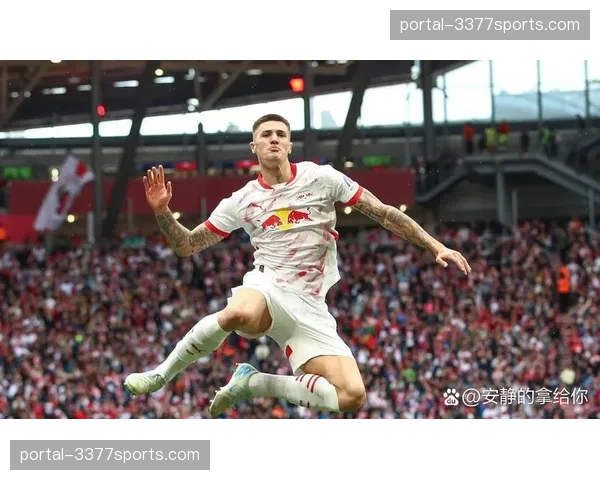 特写镜头：哈维-西蒙斯伤退，莱比锡进攻核心掩面离场